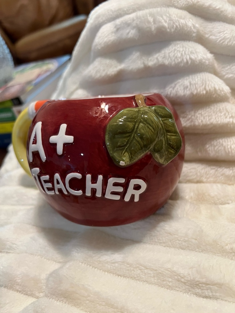 A+ Teacher Apple Mug with Pencil Handle - Vintage - Picture 2 of 6